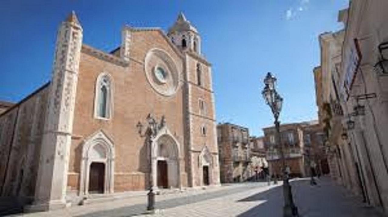 L’Arca - Bed&Breakfast in Lucera Centro Esterno foto